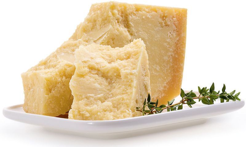 Parmigiano Regg. 24M Vacche Rosse (R) mind. 32% F.i.T. Parmigiano Regg. 24M Vacche Rosse (R) mind. 32% F.i.T.