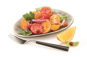 Tomate, Orange, Granatapfel Tomate, Orange, Granatapfel