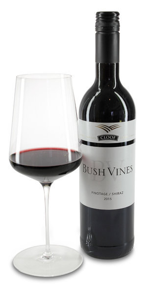2015 Cloof Bush Vines Pinotage/ Shiraz 2015 Cloof Bush Vines Pinotage/ Shiraz