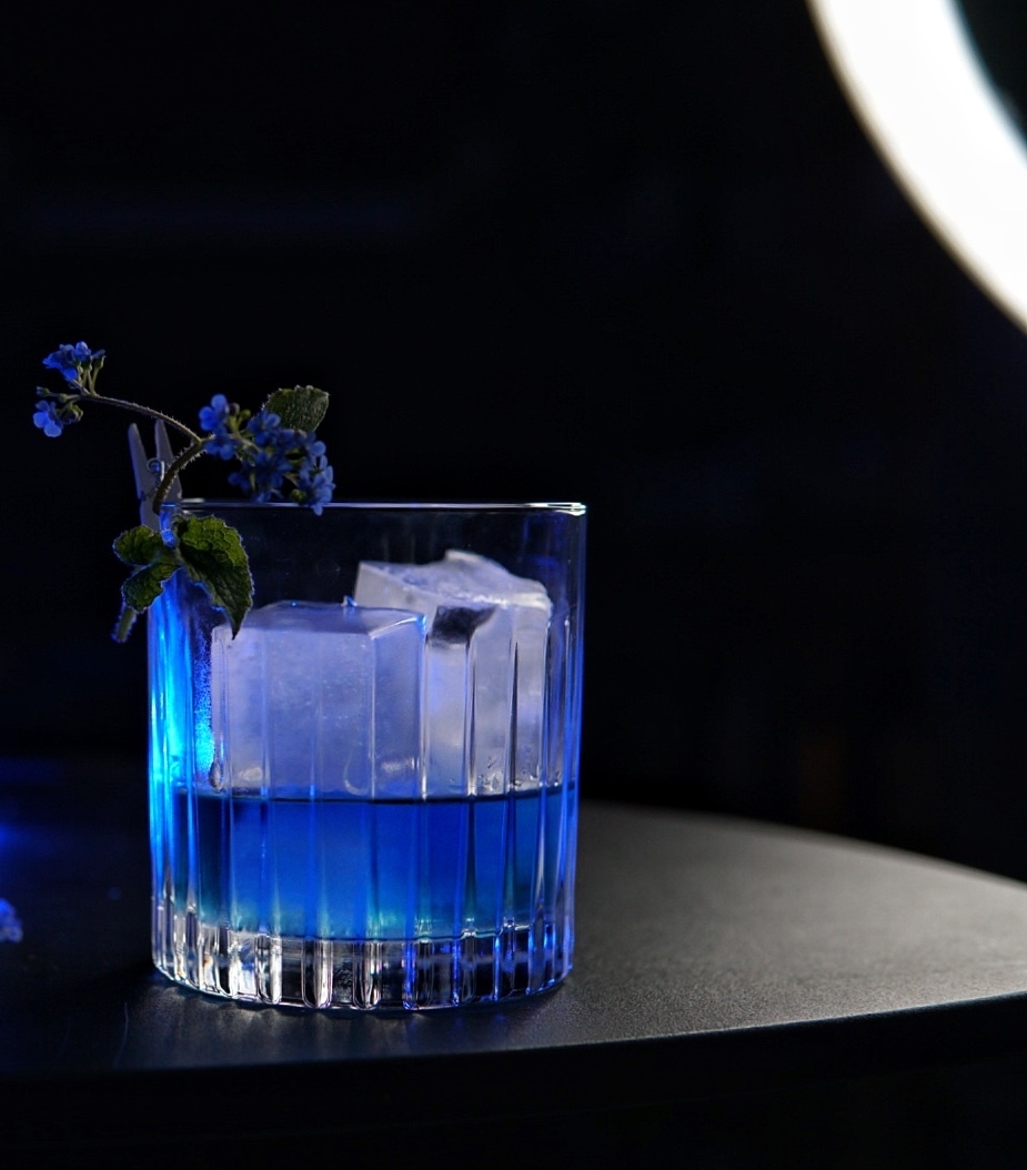 The Illusionist Dry Gin