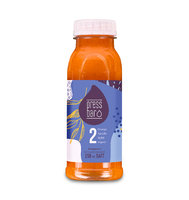 Saft aus Karotte, Apfel, Orange, Ananas, Kürbis, Ingwer und Zitrone Saft aus Karotte, Apfel, Orange, Ananas, Kürbis, Ingwer und Zitrone