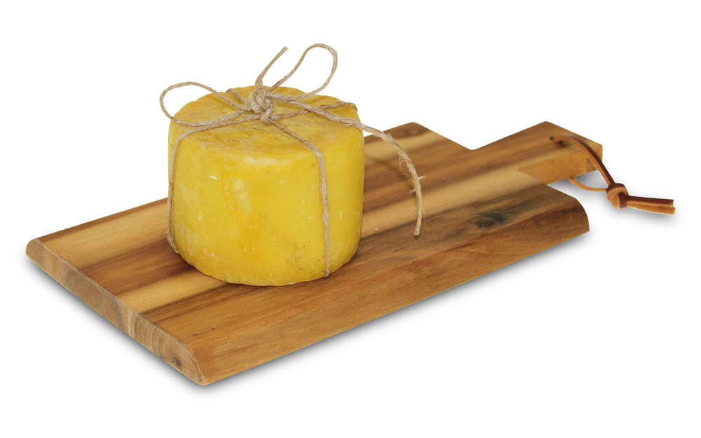Pecorino in Bienenwachs, pasteurisierte Schafmilch, mind. 26% Fett i. Tr. Pecorino in Bienenwachs, pasteurisierte Schafmilch, mind. 26% Fett i. Tr.