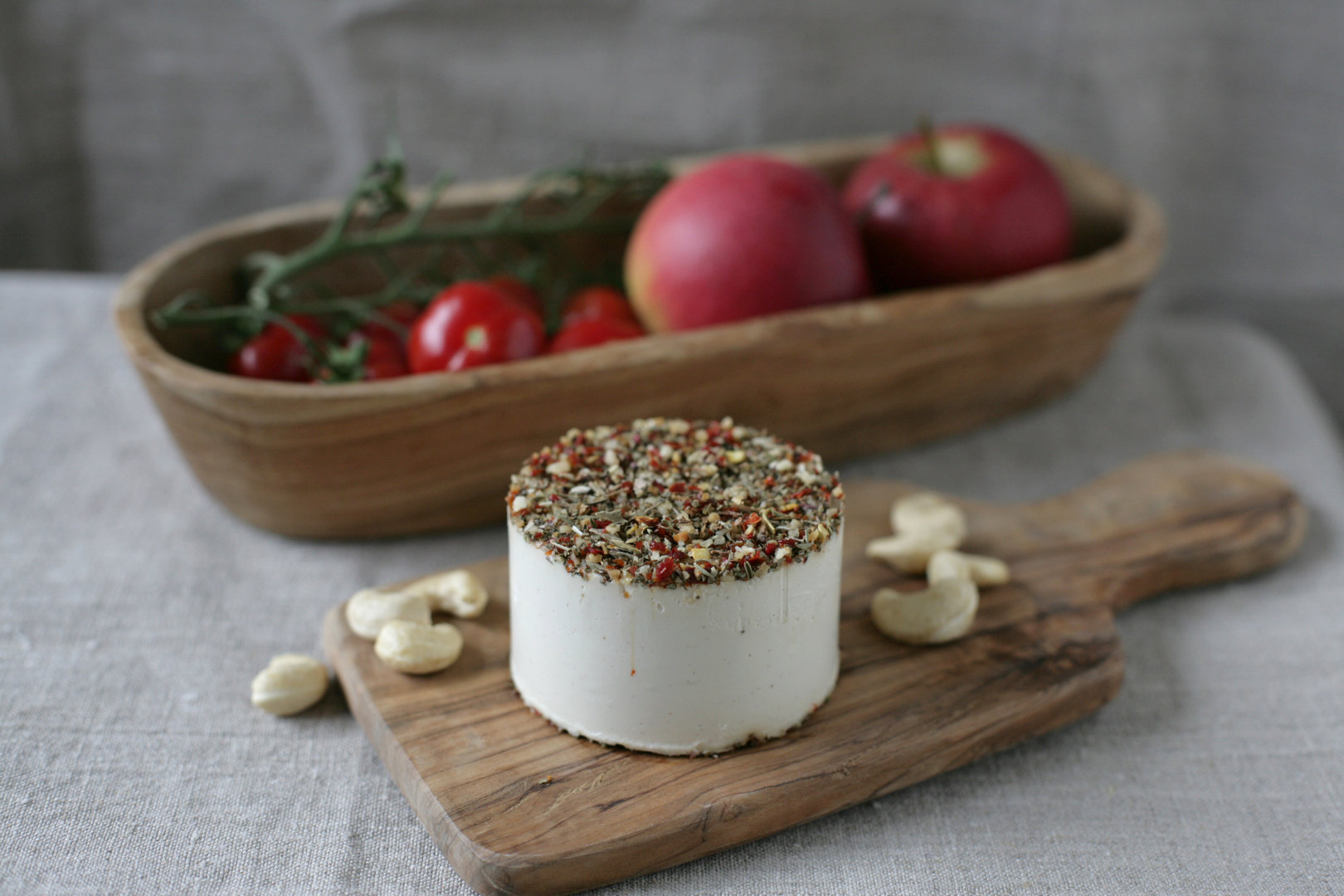 Cashew Aufstrich Italien, vegane Käse-Alternative mit Kräutern Cashew Aufstrich Italien, vegane Käse-Alternative mit Kräutern