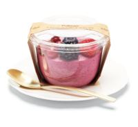 Cassis-Joghurtcreme