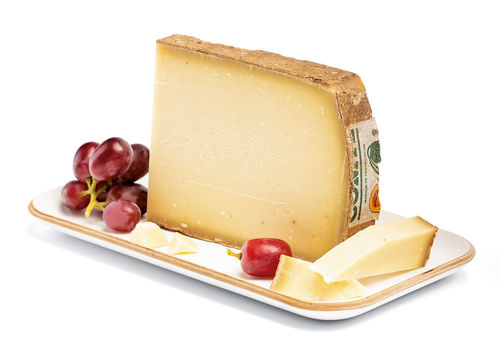 Comté 30 Monate Rohmilch, mind. 45% F.i.T. Comté 30 Monate Rohmilch, mind. 45% F.i.T.