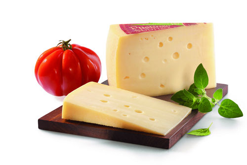 Pustertaler Bergkäse Past. mind. 45% F.i.T. Pustertaler Bergkäse Past. mind. 45% F.i.T.