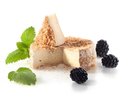 Camembert mit Calvados Rohmilch, mind 45% F.i.T. Camembert mit Calvados Rohmilch, mind 45% F.i.T.